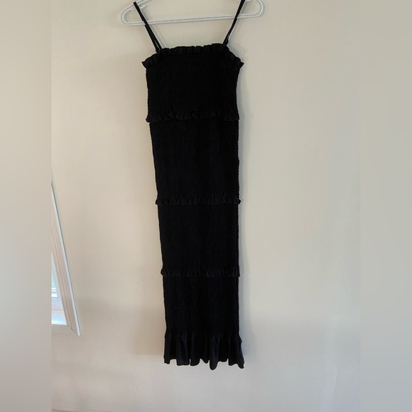 Mable black ribbed maternity dress. - Picture 3 of 4